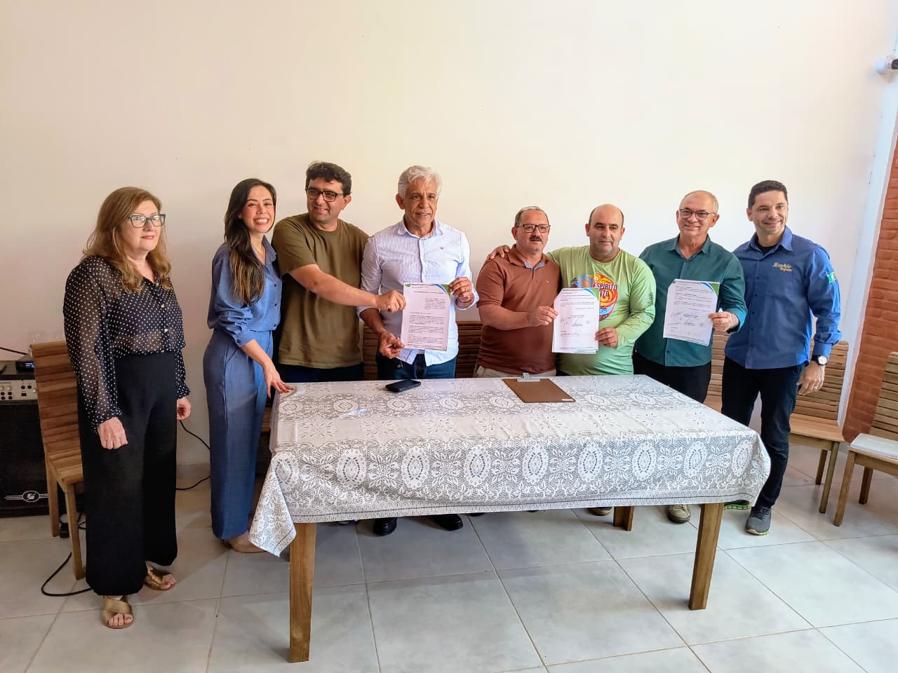 Evento sobre Gestão de Resíduos destaca avanços e novos compromissos com entrega de veículo ao Consórcio Caparaó