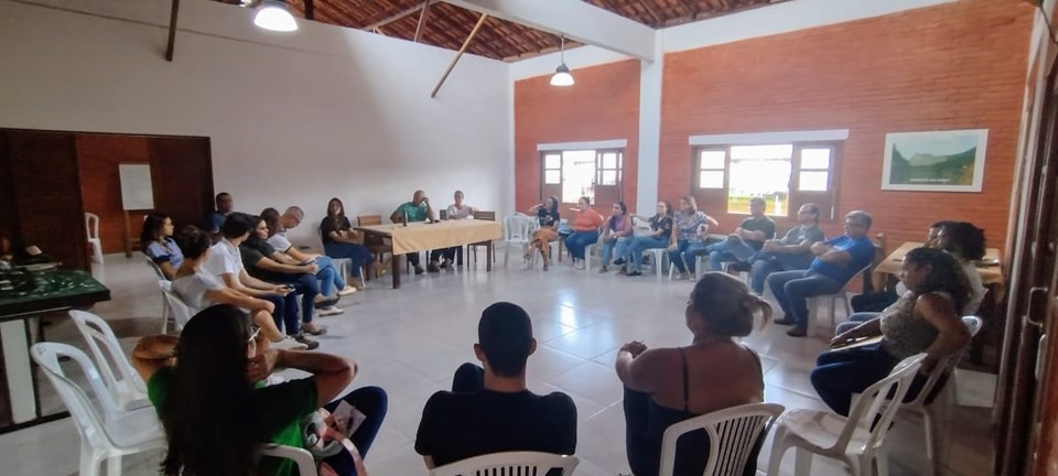 REUNIÃO DE NIVELAMENTO DE LICENCIAMENTO AMBIENTAL DE CGHPEQUENAS CENTRAIS HIDRELETRICAS DA REGIAO DO CAPARAO